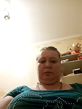 Snapshot of KiraStanton chatting on April 7, 2026, 6:43 pm KiraStanton online show from April 7, 2026, 6:43 pm