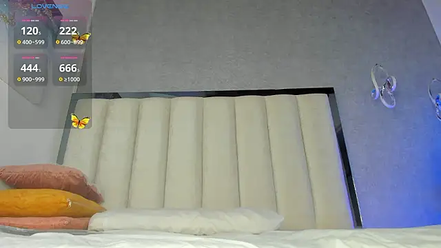 Ambarr Moon  online show from February 26, 2026, 7:25 pm