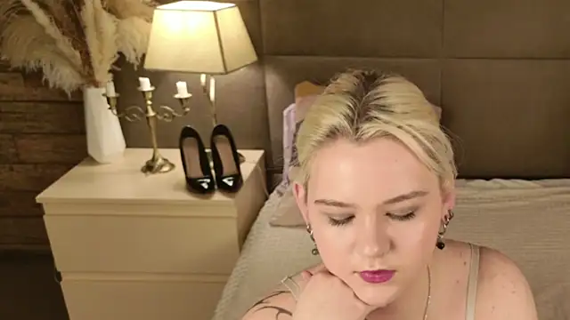 Snapshot of Ivy_Marlowe chatting on April 18, 2026, 10:17 am Ivy Marlowe online show from April 18, 2026, 10:17 am