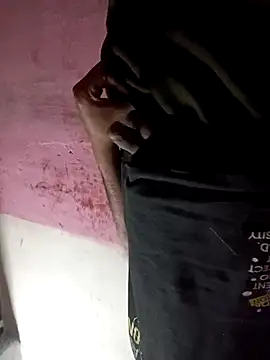 Snapshot of hiiOGhere chatting on February 21, 2026, 6:10 pm hiiOGhere online show from February 21, 2026, 6:10 pm