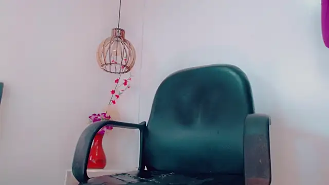 Snapshot of Abby_White__ chatting on March 3, 2026, 7:21 pm Abby White online show from March 3, 2026, 7:21 pm