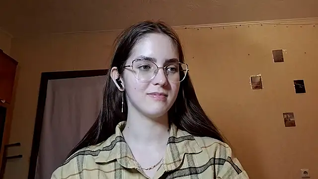 Katelemon online show from April 29, 2026, 3:27 pm