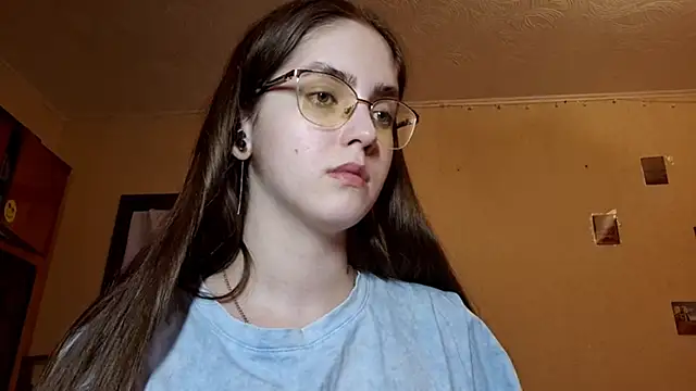 Snapshot of Katelemon chatting on March 18, 2026, 2:19 pm Katelemon online show from March 18, 2026, 2:19 pm