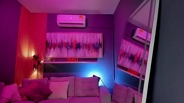 Snapshot of janinne_lu chatting on April 7, 2026, 11:12 am janinne lu online show from April 7, 2026, 11:12 am