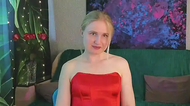 Snapshot of Lanavi_Smile chatting on July 8, 2026, 6:14 am Lanavi Smile online show from July 8, 2026, 6:14 am
