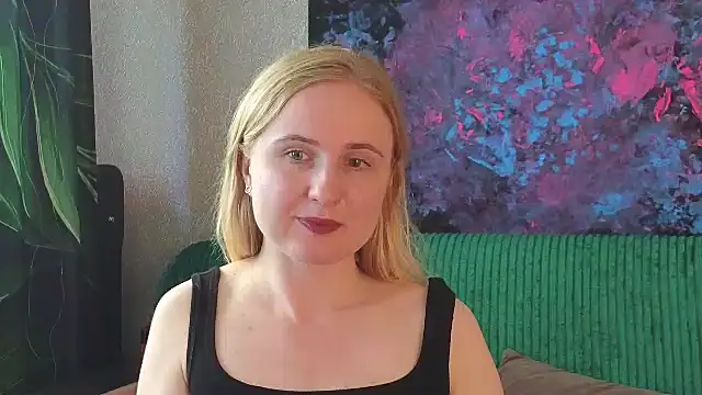 Snapshot of Lanavi_Smile chatting on June 26, 2026, 6:08 am Lanavi Smile online show from June 26, 2026, 6:08 am