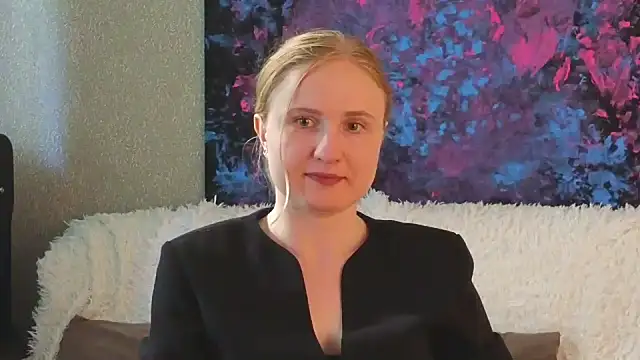 Snapshot of Lanavi_Smile chatting on July 14, 2026, 6:18 am Lanavi Smile online show from July 14, 2026, 6:18 am