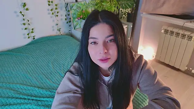 Erika Moan  online show from March 7, 2026, 6:20 am