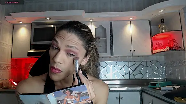 Snapshot of CrisOzzz chatting on April 2, 2026, 5:52 pm CrisOzzz online show from April 2, 2026, 5:52 pm