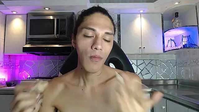 Snapshot of CrisOzzz chatting on April 5, 2026, 6:47 pm CrisOzzz online show from April 5, 2026, 6:47 pm