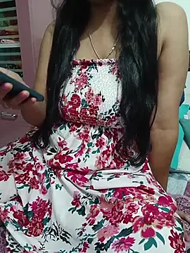 Snapshot of Queenlipx chatting on March 9, 2026, 5:27 pm Queenlipx online show from March 9, 2026, 5:27 pm