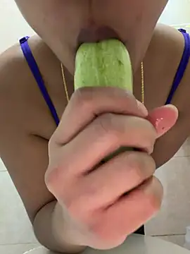 Snapshot of sessy_grl chatting on May 22, 2026, 3:43 pm sessy grl online show from May 22, 2026, 3:43 pm