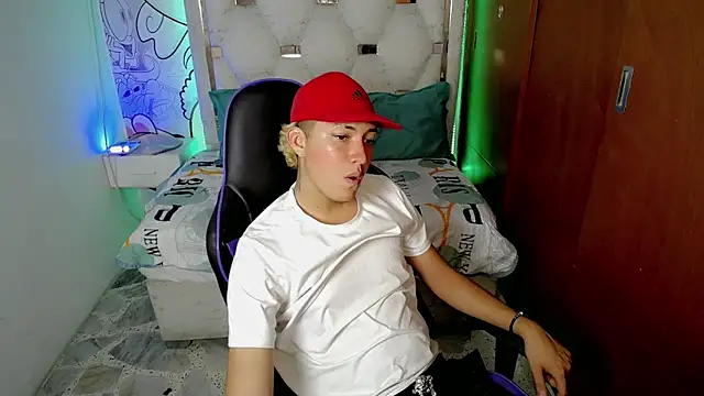 Street poemm  online show from February 21, 2026, 4:03 am