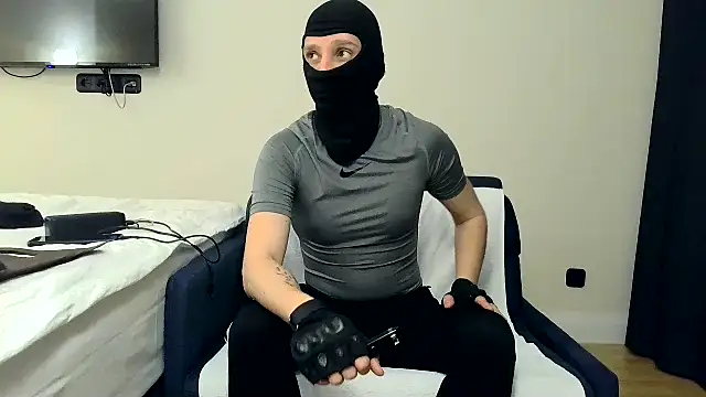 RyanRubber online show from April 12, 2026, 8:01 pm