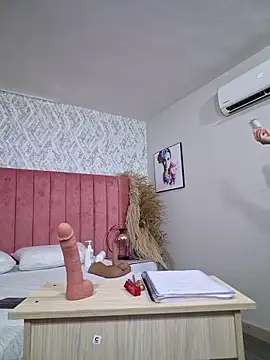 Allice Evens online show from March 26, 2026, 3:05 am