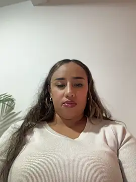 Eyssha online show from May 30, 2026, 2:29 am