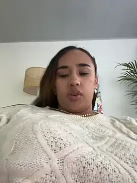 Eyssha online show from February 24, 2026, 10:43 pm