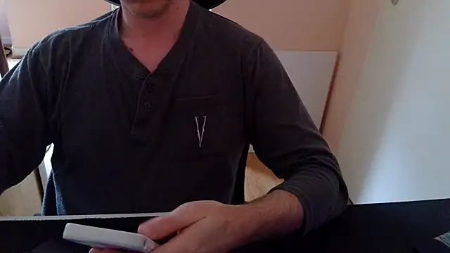 bebyzor online show from March 15, 2026, 2:46 pm