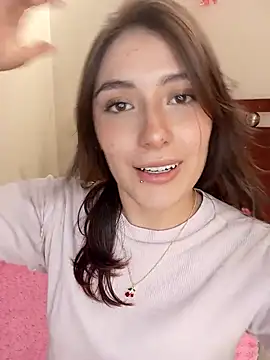 Snapshot of Sweett_Karol chatting on March 6, 2026, 6:36 pm Sweett Karol online show from March 6, 2026, 6:36 pm