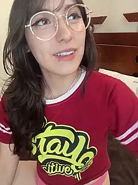 Snapshot of Sweett_Karol chatting on April 12, 2026, 11:41 pm Sweett Karol online show from April 12, 2026, 11:41 pm