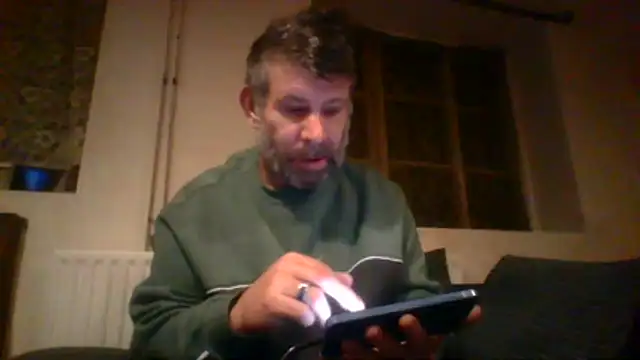 Snapshot of stud2512 chatting on April 15, 2026, 8:09 pm stud2512 online show from April 15, 2026, 8:09 pm