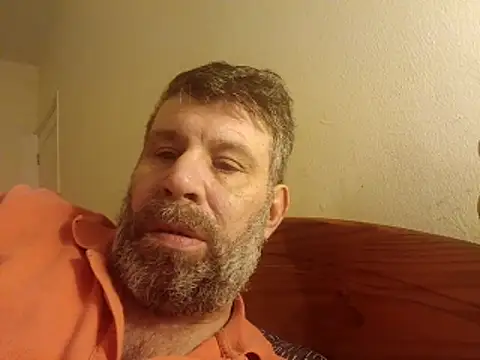 Snapshot of stud2512 chatting on March 26, 2026, 9:35 pm stud2512 online show from March 26, 2026, 9:35 pm