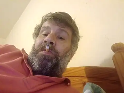 Snapshot of stud2512 chatting on March 4, 2026, 10:06 pm stud2512 online show from March 4, 2026, 10:06 pm