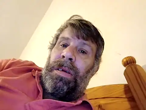 Snapshot of stud2512 chatting on March 3, 2026, 5:09 pm stud2512 online show from March 3, 2026, 5:09 pm