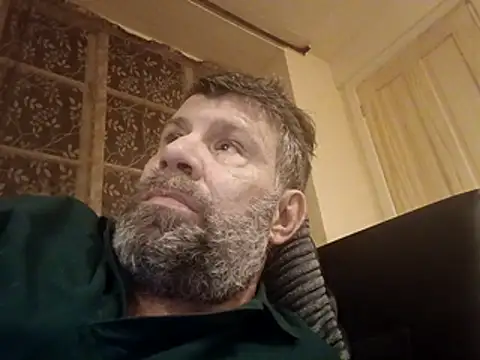 Snapshot of stud2512 chatting on March 28, 2026, 9:38 pm stud2512 online show from March 28, 2026, 9:38 pm