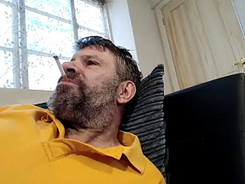 Snapshot of stud2512 chatting on April 13, 2026, 4:11 pm stud2512 online show from April 13, 2026, 4:11 pm