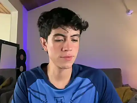 Stolas ying online show from March 12, 2026, 6:01 pm