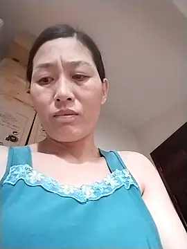 Snapshot of lris-Beauty77 chatting on April 20, 2026, 7:48 pm lris-Beauty77 online show from April 20, 2026, 7:48 pm