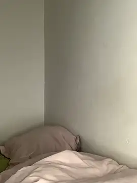 laly spank online show from March 29, 2026, 12:34 am