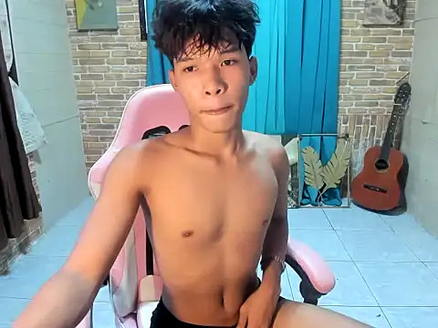 Snapshot of Nick_cummer12 chatting on June 22, 2026, 3:25 am Nick cummer12 online show from June 22, 2026, 3:25 am