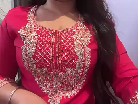 Snapshot of Avneet_kaurr1 chatting on May 27, 2026, 3:03 am Avneet kaurr1 online show from May 27, 2026, 3:03 am