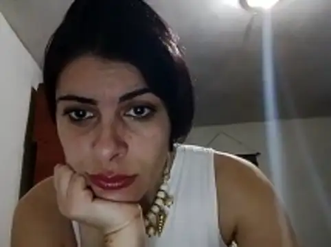 Snapshot of tefutbin3 chatting on February 27, 2026, 5:35 pm tefutbin3 online show from February 27, 2026, 5:35 pm