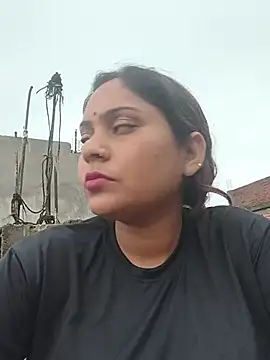 Snapshot of Aanushaka chatting on July 16, 2026, 1:24 am Aanushaka online show from July 16, 2026, 1:24 am