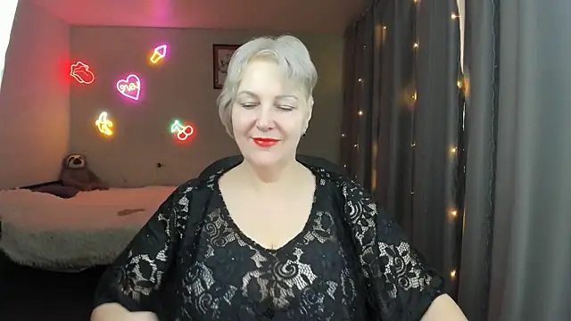 Snapshot of Mary-Leee chatting on May 4, 2026, 3:04 pm Mary-Leee online show from May 4, 2026, 3:04 pm