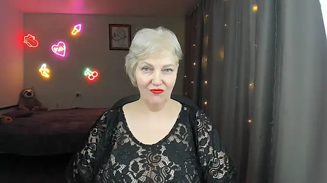 Snapshot of Mary-Leee chatting on May 12, 2026, 8:10 am Mary-Leee online show from May 12, 2026, 8:10 am