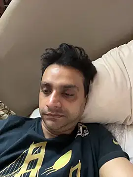 online4u08 online show from March 20, 2026, 8:43 pm