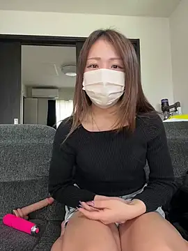 Snapshot of _RAN_ch chatting on March 5, 2026, 11:21 pm RAN ch online show from March 5, 2026, 11:21 pm