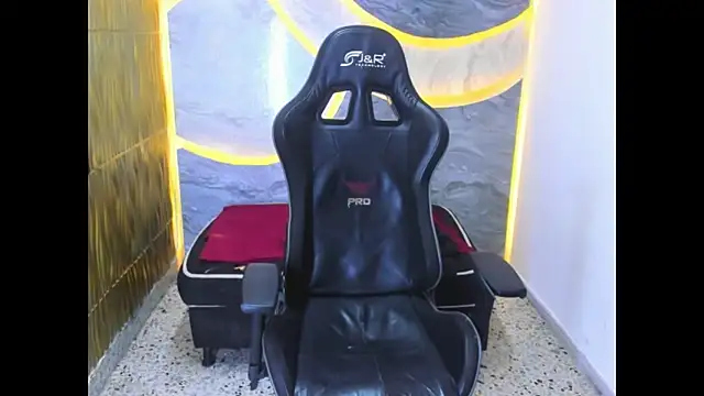 Matheus Ic  online show from March 27, 2026, 6:53 pm