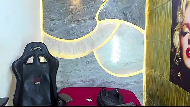 Matheus Ic  online show from April 6, 2026, 7:37 pm