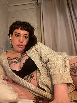 gattamordelatexxx online show from August 7, 2026, 6:41 am
