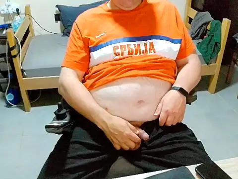 Snapshot of pozitiva000 chatting on June 17, 2026, 7:57 pm pozitiva000 online show from June 17, 2026, 7:57 pm