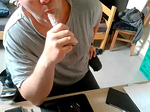 pozitiva000 online show from April 20, 2026, 11:57 am