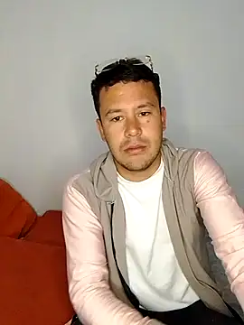 Snapshot of Ferrandiz23 chatting on February 26, 2026, 2:28 pm Ferrandiz23 online show from February 26, 2026, 2:28 pm