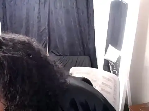 Snapshot of Nerea_Boolsara8 chatting on March 21, 2026, 4:03 am Nerea Boolsara8 online show from March 21, 2026, 4:03 am