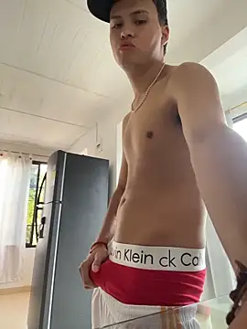 Snapshot of Robkyller chatting on February 22, 2026, 9:38 pm Robkyller online show from February 22, 2026, 9:38 pm