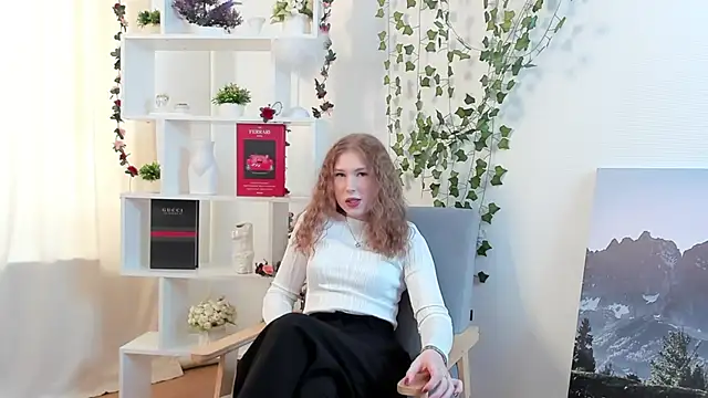 ZaidaCourcy online show from February 25, 2026, 4:12 am